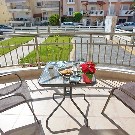 Myrsini's Cozy Apartment Néa Péramos Zewnętrze zdjęcie