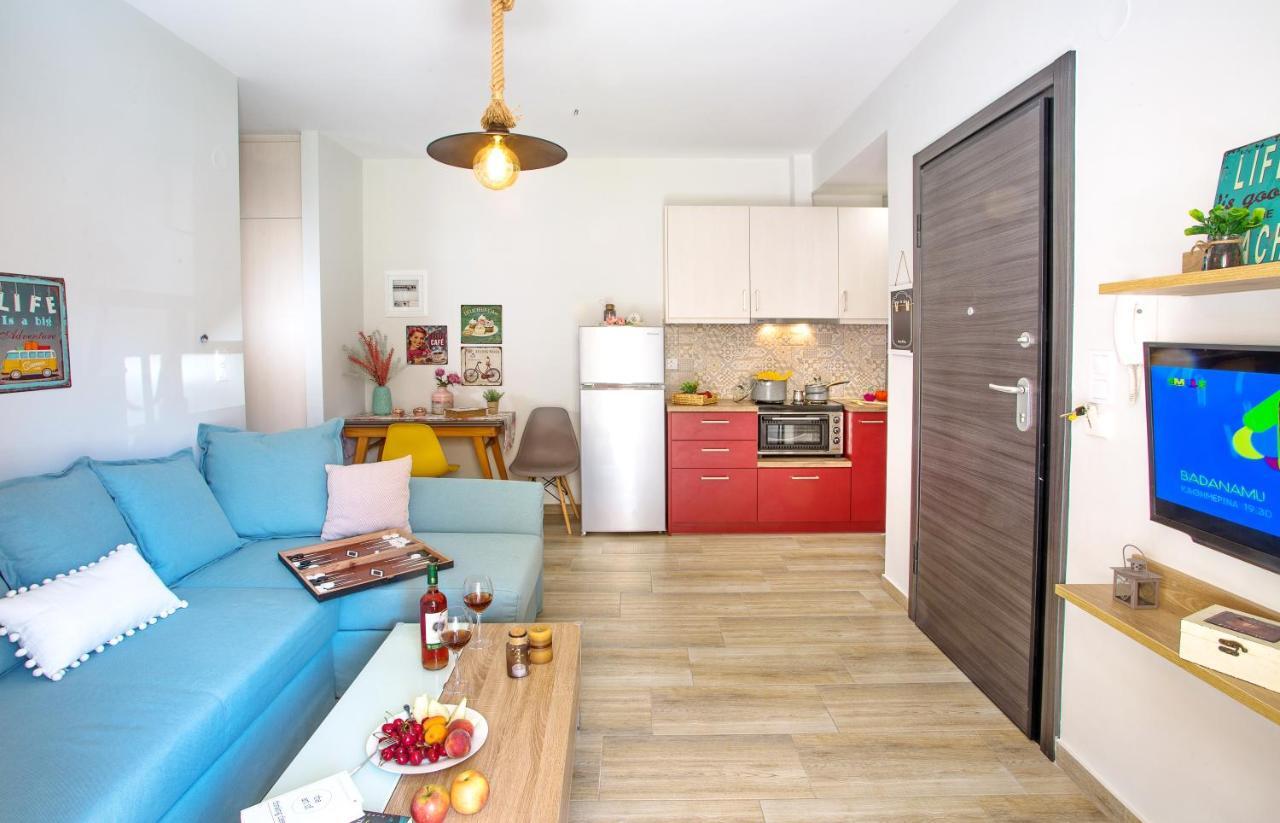 Myrsini's Cozy Apartment Néa Péramos Zewnętrze zdjęcie