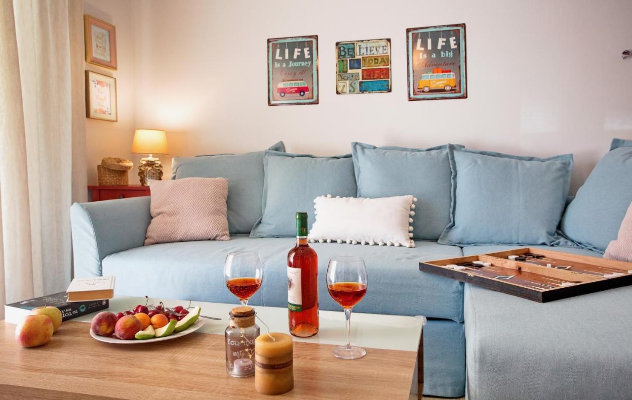Myrsini's Cozy Apartment Néa Péramos Zewnętrze zdjęcie